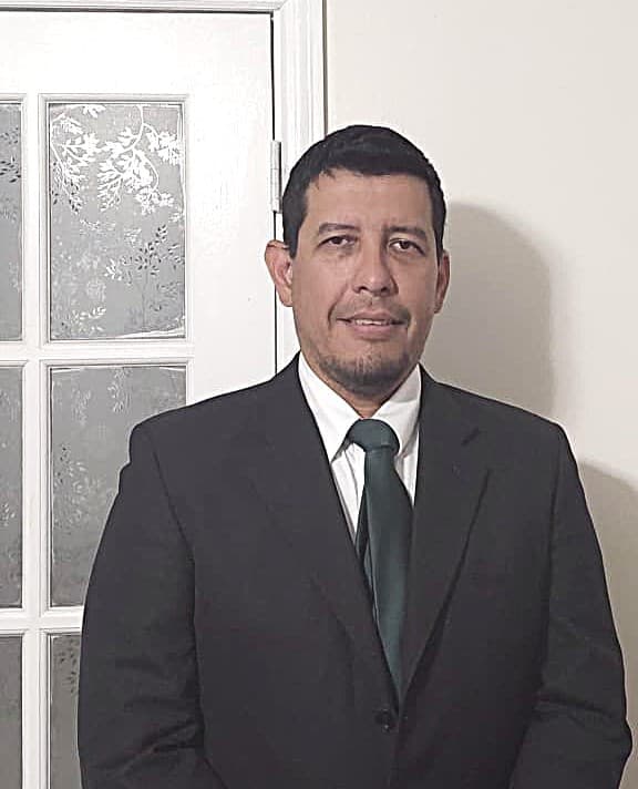 Ujieres